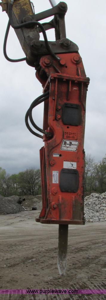 image for item F4876 NPK GH-18 hydraulic hammer