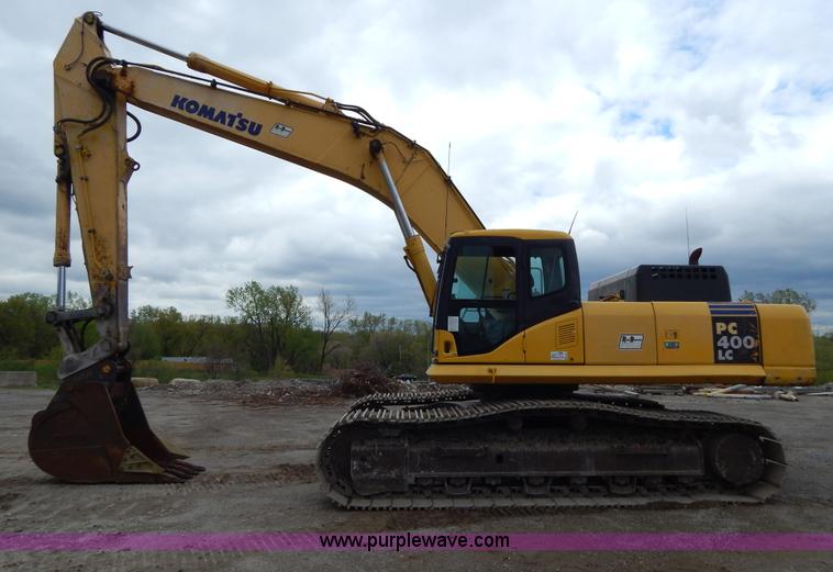 image for item F4877 2006 Komatsu PC400LC-7 excavator