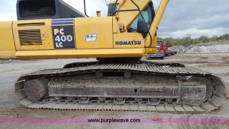 image for item F4877 2006 Komatsu PC400LC-7 excavator