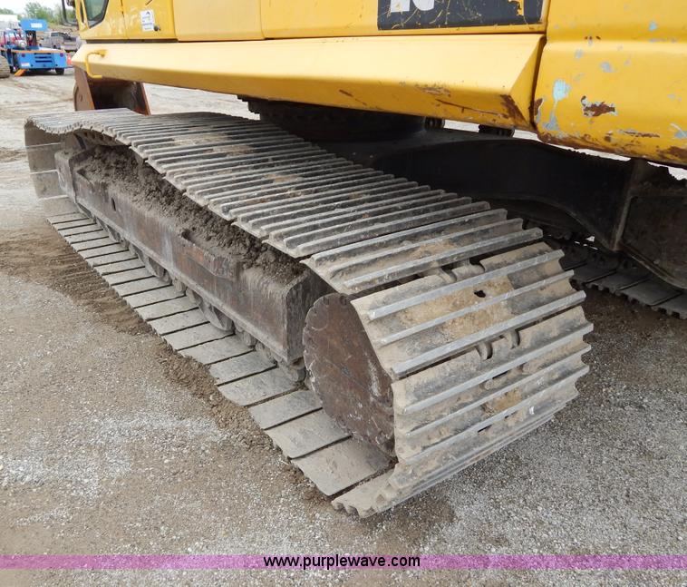 image for item F4877 2006 Komatsu PC400LC-7 excavator