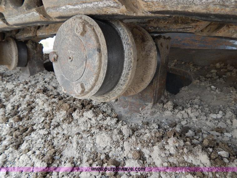 image for item F4877 2006 Komatsu PC400LC-7 excavator