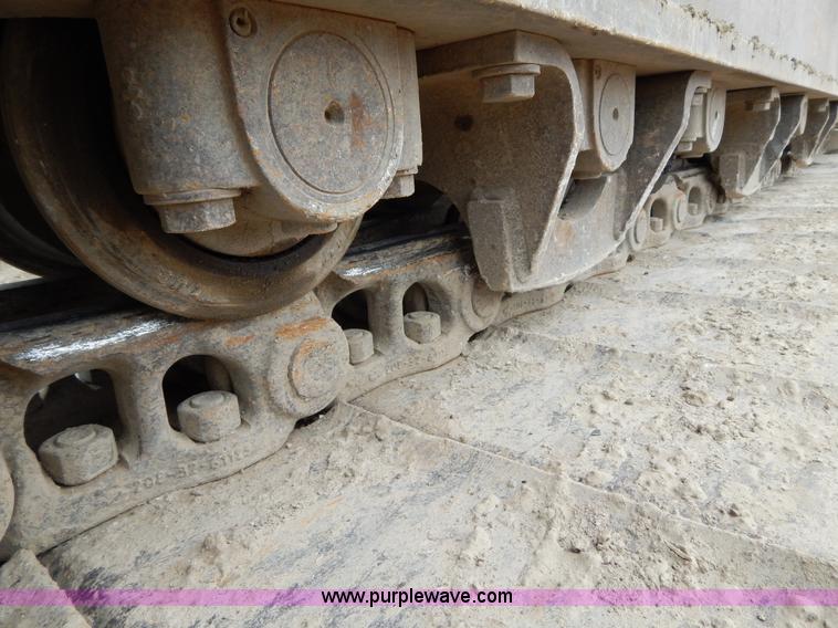 image for item F4877 2006 Komatsu PC400LC-7 excavator