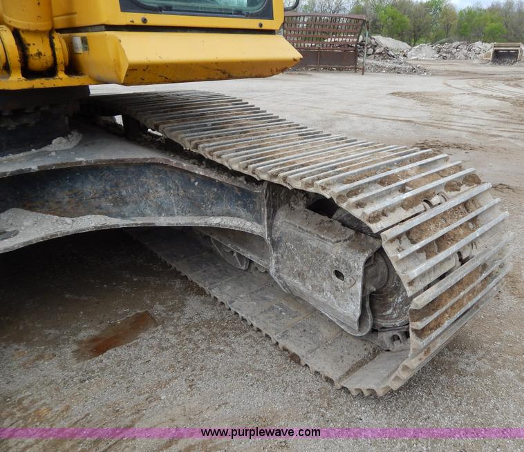 image for item F4877 2006 Komatsu PC400LC-7 excavator