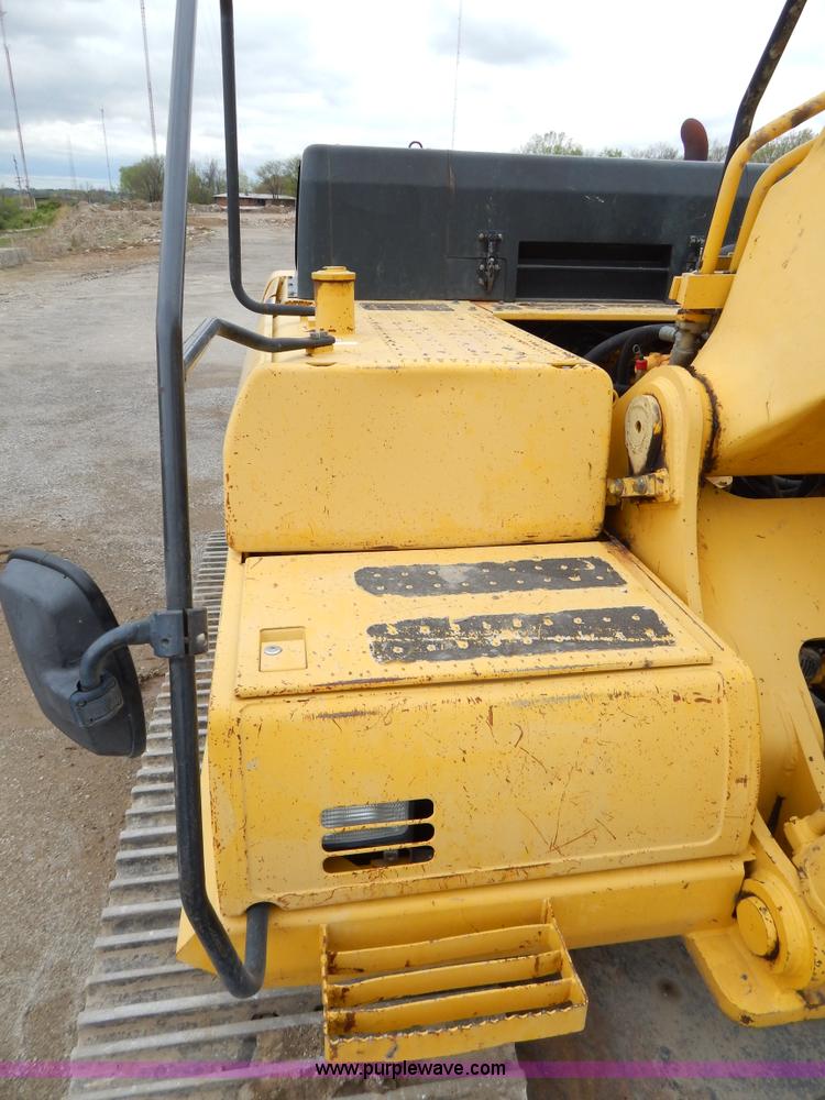 image for item F4877 2006 Komatsu PC400LC-7 excavator