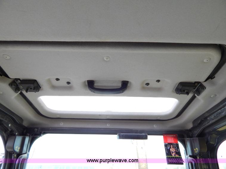 image for item F4877 2006 Komatsu PC400LC-7 excavator