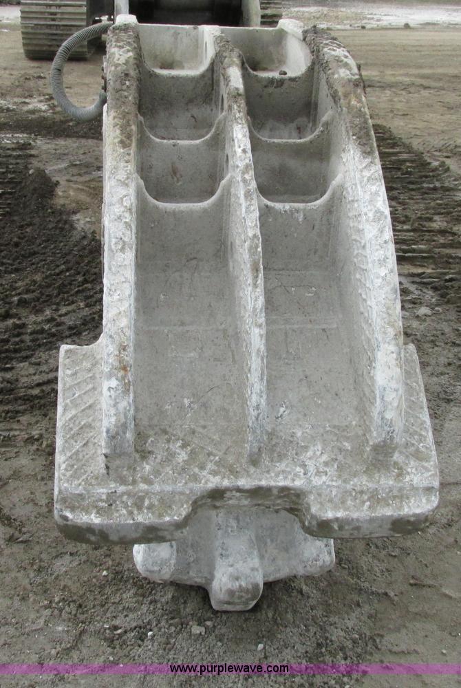 image for item F4878 NPK G-26 processor/concrete pulverizer