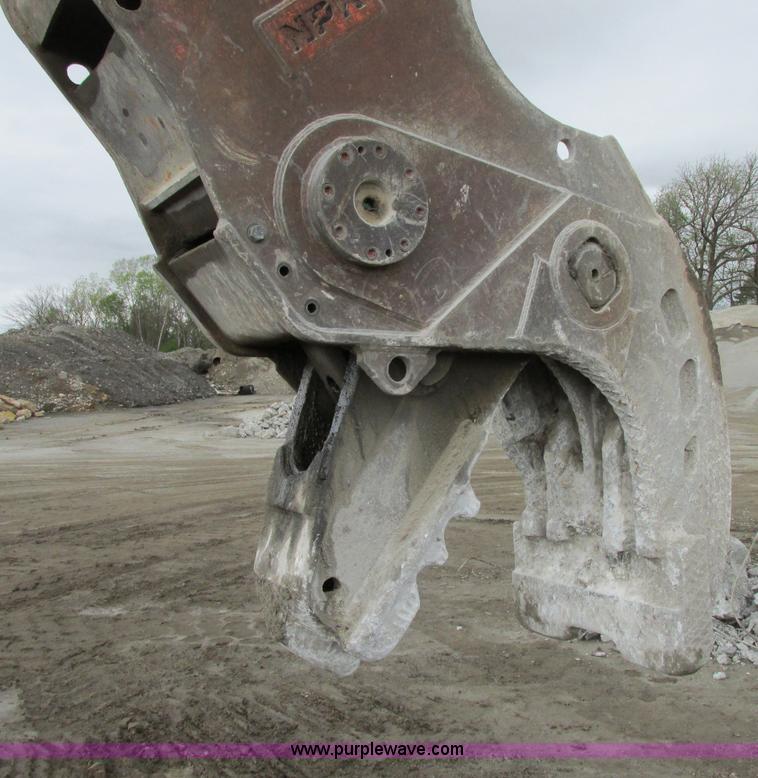 image for item F4878 NPK G-26 processor/concrete pulverizer