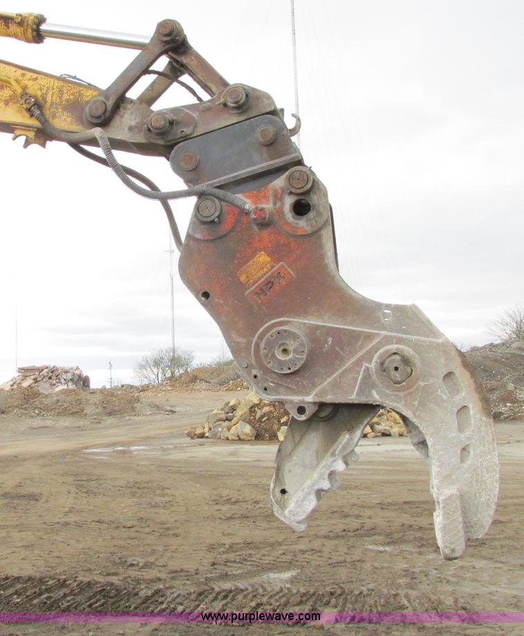 image for item F4878 NPK G-26 processor/concrete pulverizer
