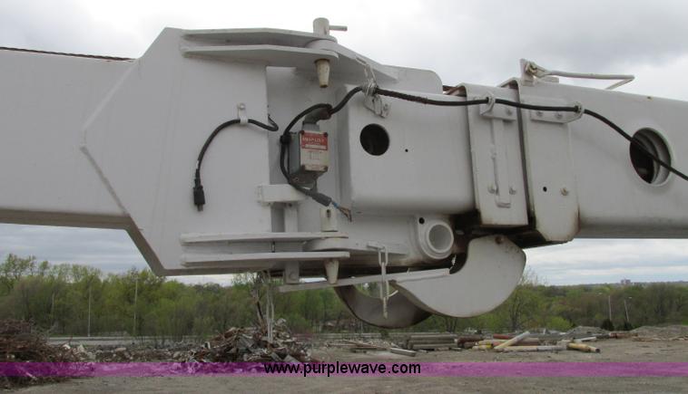 image for item F4879 Broderson IC801B carry deck crane