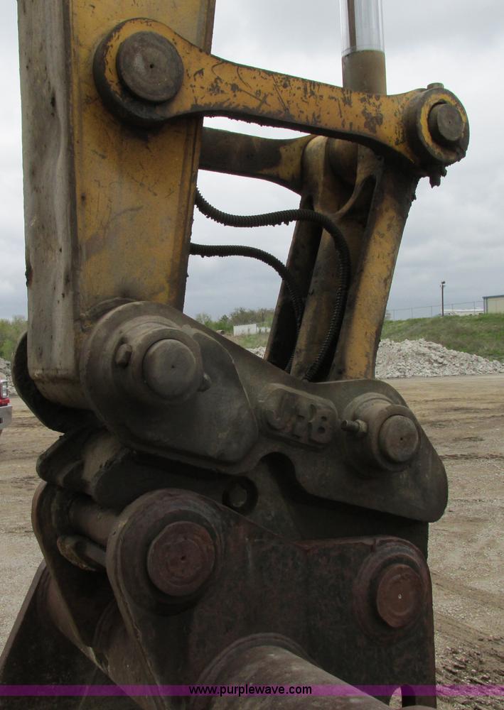 image for item F4880 2000 Komatsu PC220LC-6LE excavator