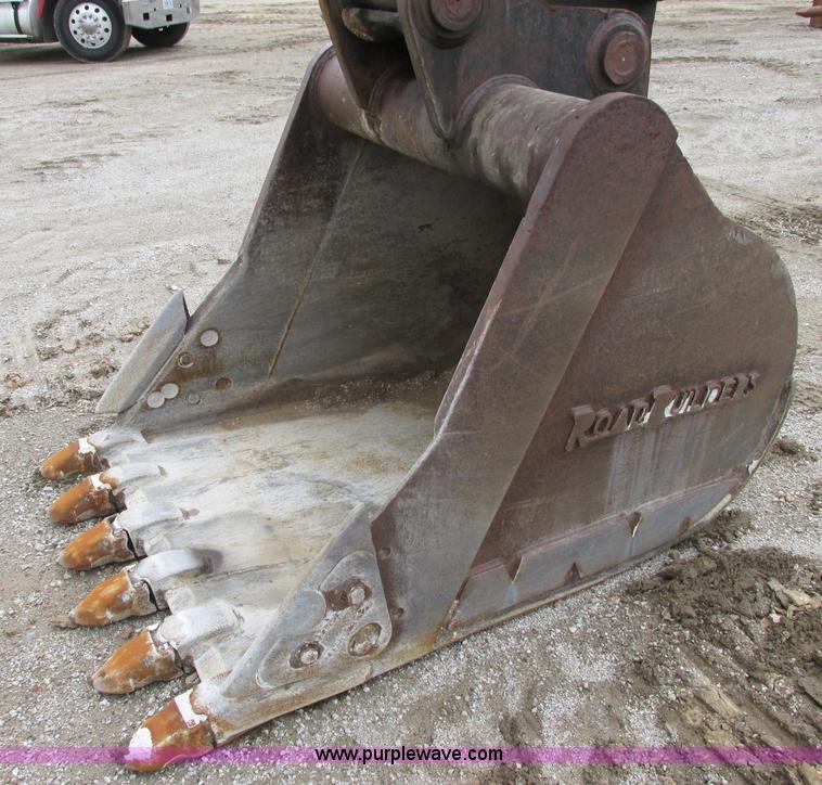 image for item F4880 2000 Komatsu PC220LC-6LE excavator