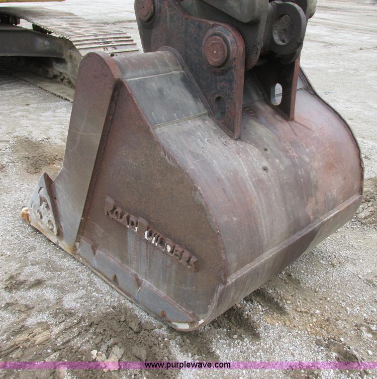 image for item F4880 2000 Komatsu PC220LC-6LE excavator