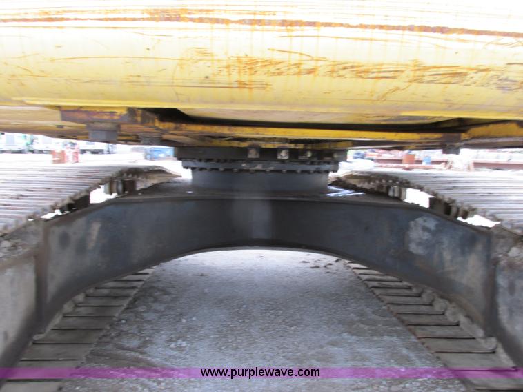 image for item F4880 2000 Komatsu PC220LC-6LE excavator