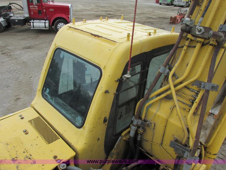 image for item F4880 2000 Komatsu PC220LC-6LE excavator