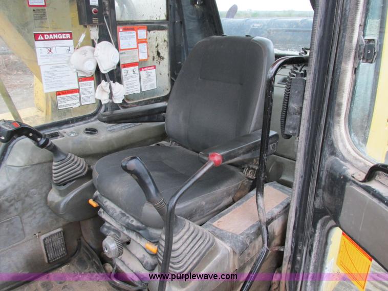 image for item F4880 2000 Komatsu PC220LC-6LE excavator