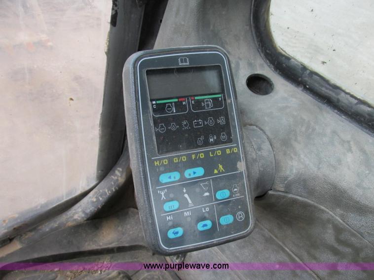 image for item F4880 2000 Komatsu PC220LC-6LE excavator