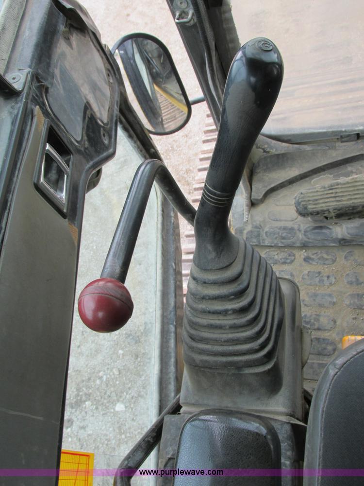 image for item F4880 2000 Komatsu PC220LC-6LE excavator