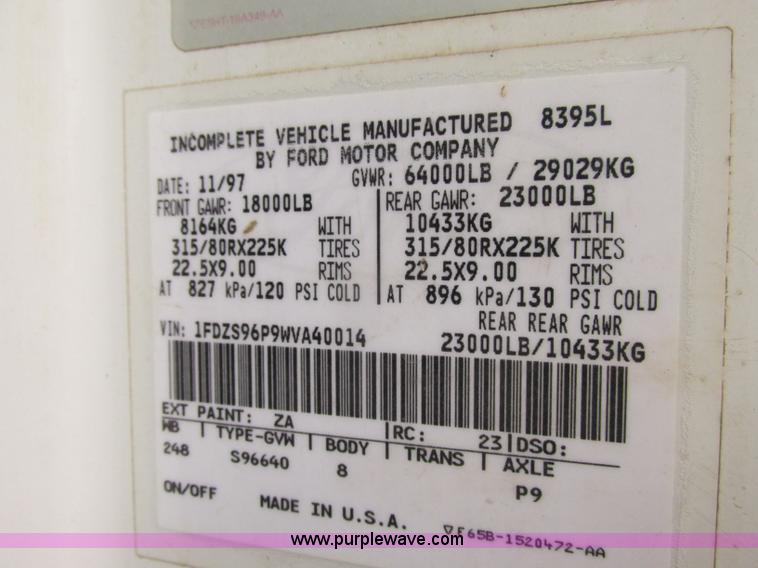 image for item F4882 1998 Ford L9T dump truck