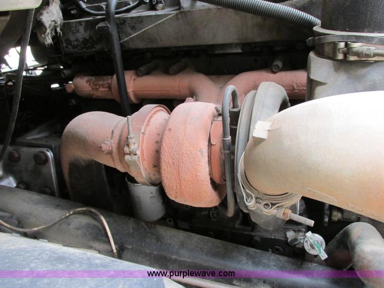 image for item F4882 1998 Ford L9T dump truck