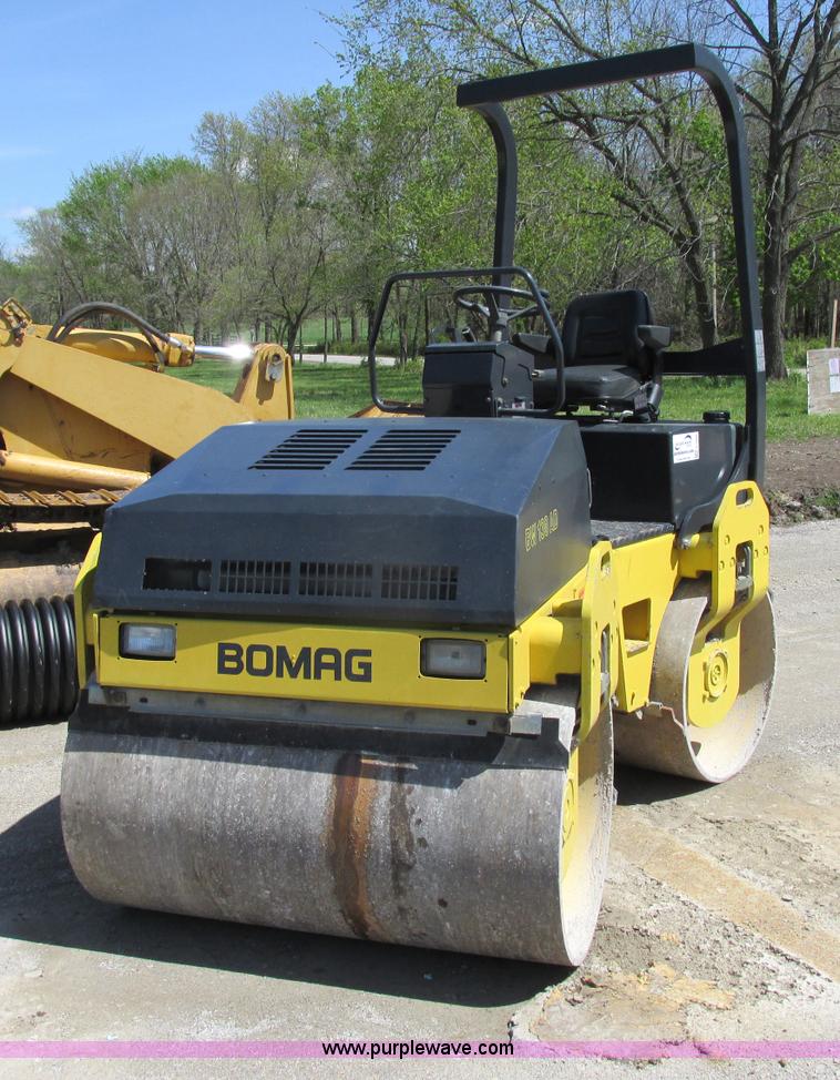 image for item F4886 2002 Bomag BW138AD vibratory smooth drum roller