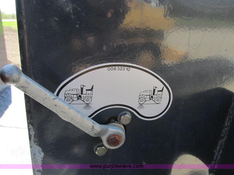 image for item F4886 2002 Bomag BW138AD vibratory smooth drum roller