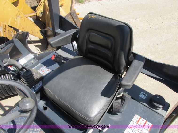 image for item F4886 2002 Bomag BW138AD vibratory smooth drum roller