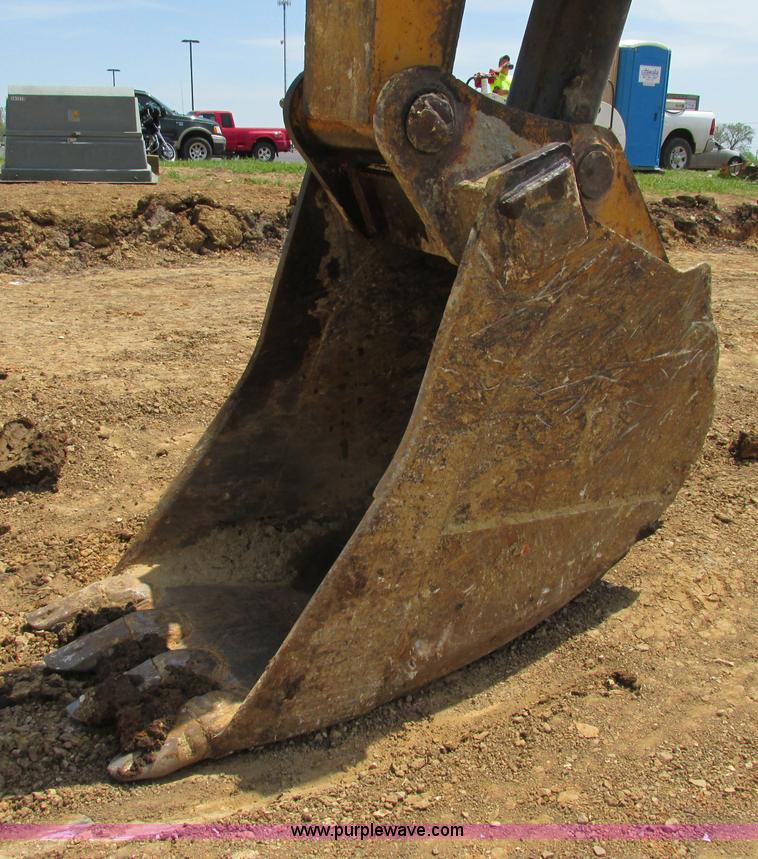 image for item F4894 1990 Komatsu PC400LC-3 excavator