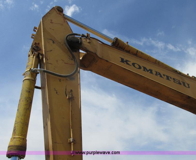 image for item F4894 1990 Komatsu PC400LC-3 excavator