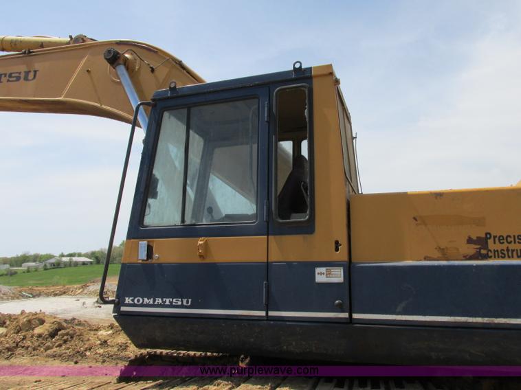image for item F4894 1990 Komatsu PC400LC-3 excavator