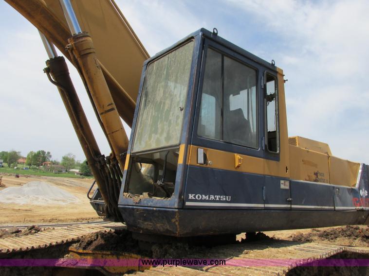 image for item F4894 1990 Komatsu PC400LC-3 excavator