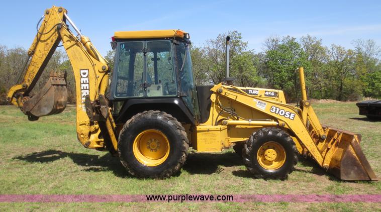 image for item F6906 1997 John Deere 310SE backhoe
