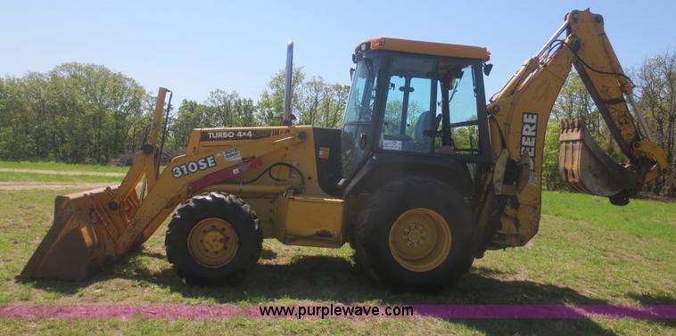 image for item F6906 1997 John Deere 310SE backhoe