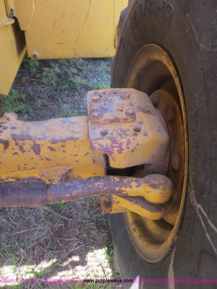 image for item F6906 1997 John Deere 310SE backhoe