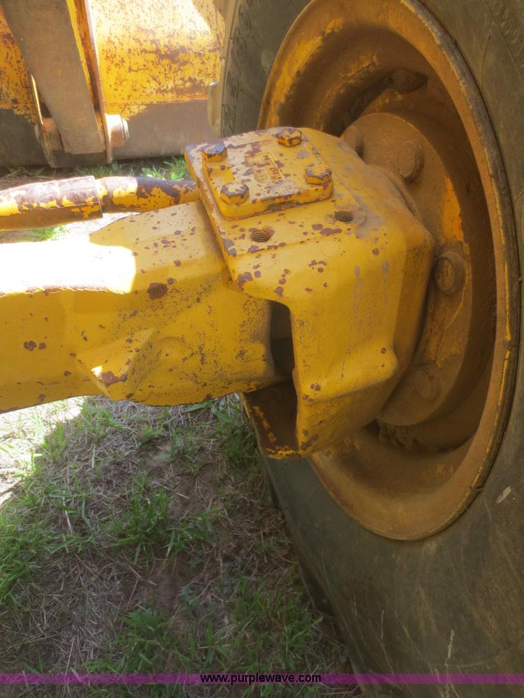 image for item F6906 1997 John Deere 310SE backhoe