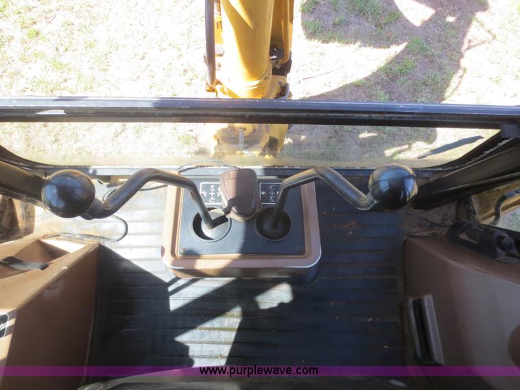 image for item F6906 1997 John Deere 310SE backhoe