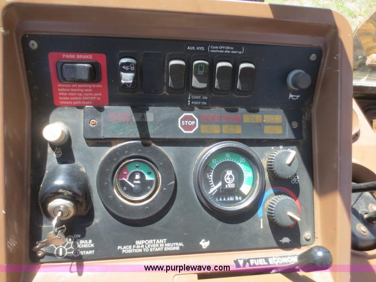 image for item F6906 1997 John Deere 310SE backhoe