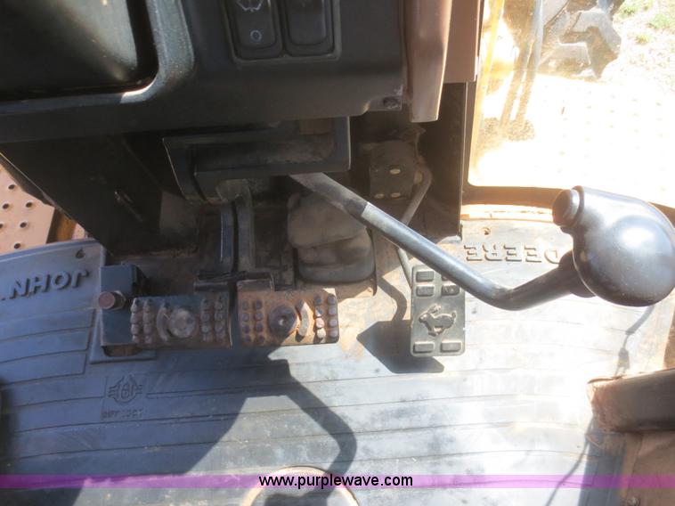 image for item F6906 1997 John Deere 310SE backhoe