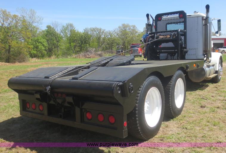 image for item F6907 1991 International F9370 winch truck
