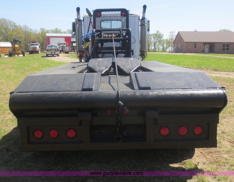 image for item F6907 1991 International F9370 winch truck