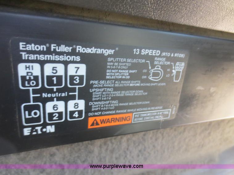 image for item F6907 1991 International F9370 winch truck