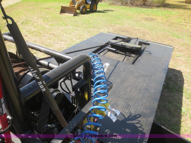 image for item F6907 1991 International F9370 winch truck