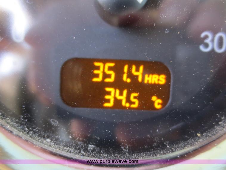 image for item F6929 2006 Peterbilt 379 semi truck