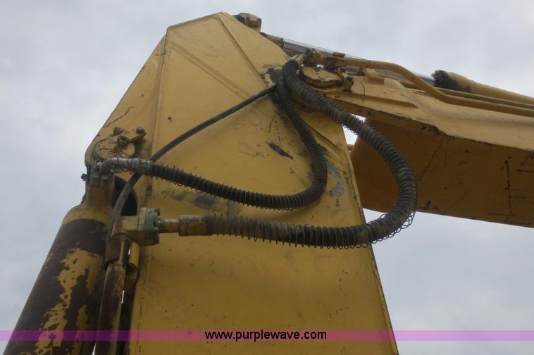 image for item F6941 Komatsu PC220LC-6LE excavator