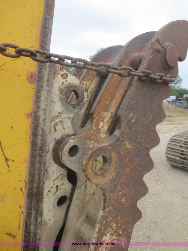 image for item F6941 Komatsu PC220LC-6LE excavator