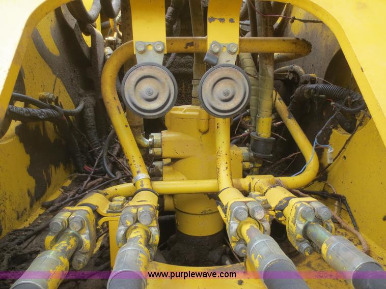 image for item F6941 Komatsu PC220LC-6LE excavator