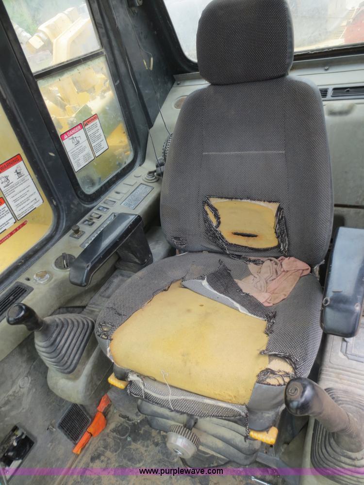 image for item F6941 Komatsu PC220LC-6LE excavator