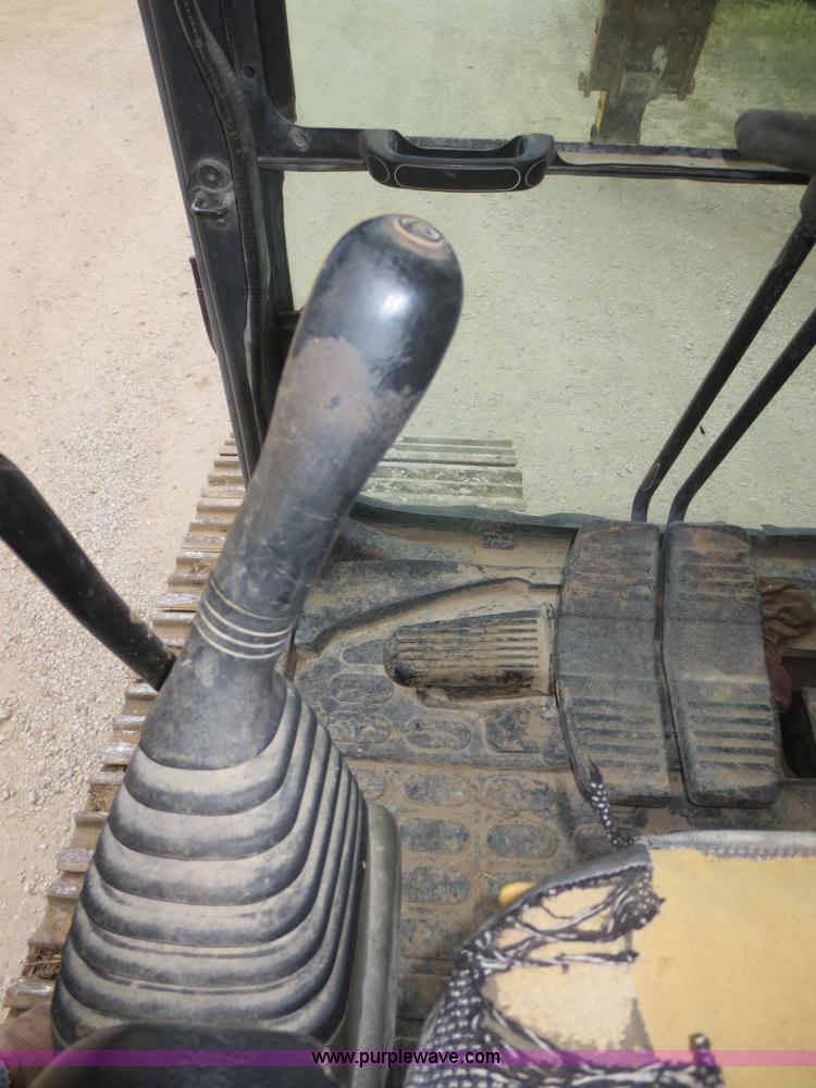 image for item F6941 Komatsu PC220LC-6LE excavator