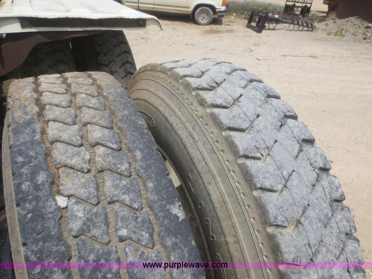 image for item F6944 1996 Kenworth W900B semi truck