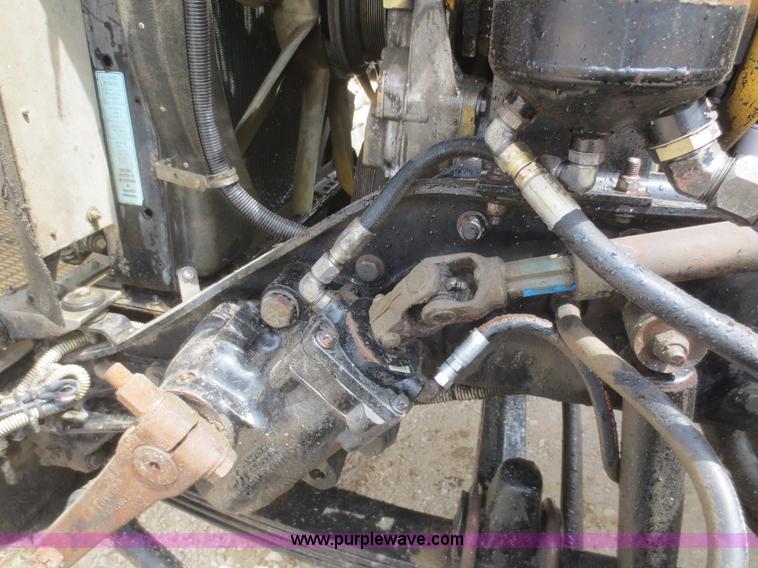 image for item F6944 1996 Kenworth W900B semi truck