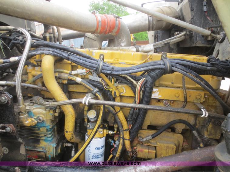 image for item F6944 1996 Kenworth W900B semi truck